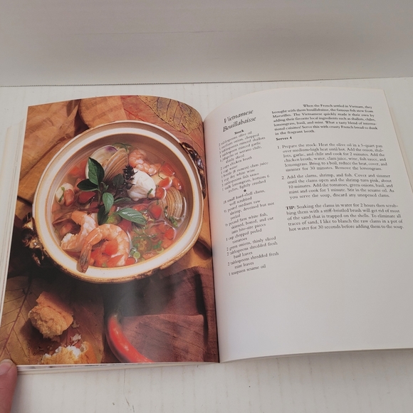 Vintage 1993 Martin Yan The Well-seasoned Wok Cookbook - Picture 8 of 8